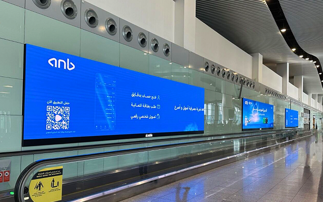 King-Khalid-International-Airport-fine-pitch-led-display-1