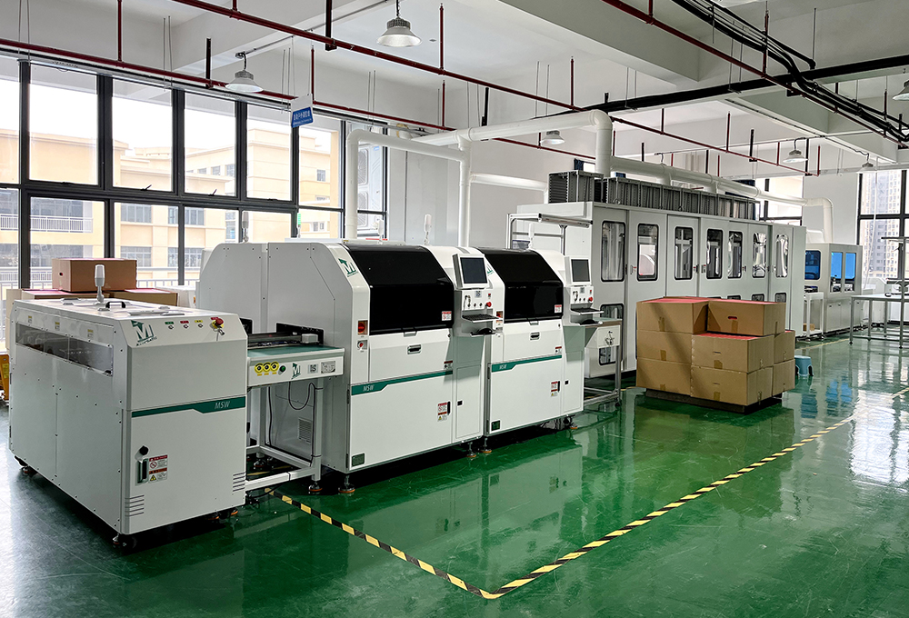 Outdoor Display Manufacturing Line